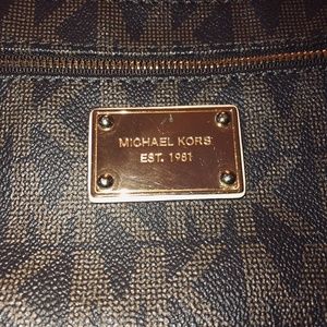 Michael Kors Lg Brown Logo Wristlet